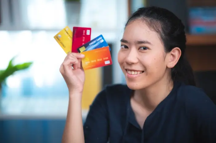 Kartu Kredit untuk Pelajar dan Mahasiswa