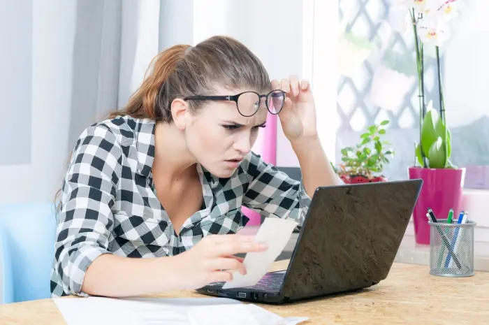 Risiko Kredit Macet Tinggi Mempengaruhi Bunga Pinjaman Online