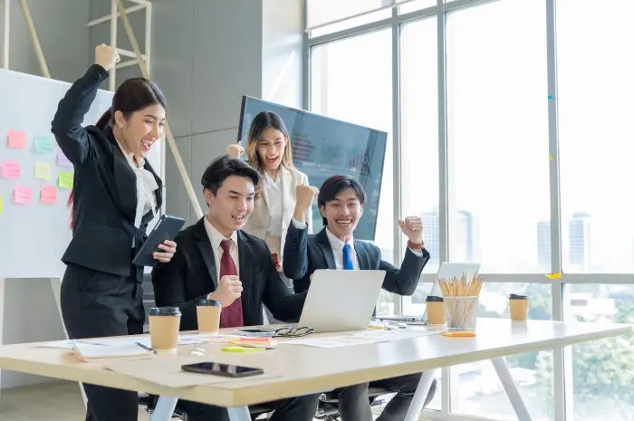 7 Strategi Jitu Menghadapi Persaingan Bisnis di Era Digital