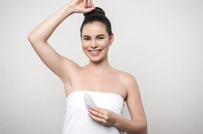 Mengapa Anda Harus Menunda Penggunaan Deodoran Setelah Mencukur Ketiak