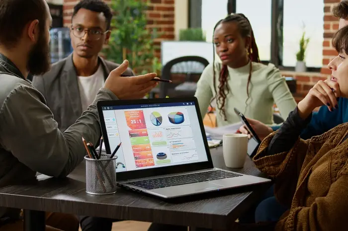 Pemasaran Media Sosial untuk Mengoptimalkan Jangkauan dan Keterlibatan di Platform Digital