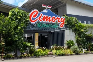 Cimory Riverside Puncak Bogor