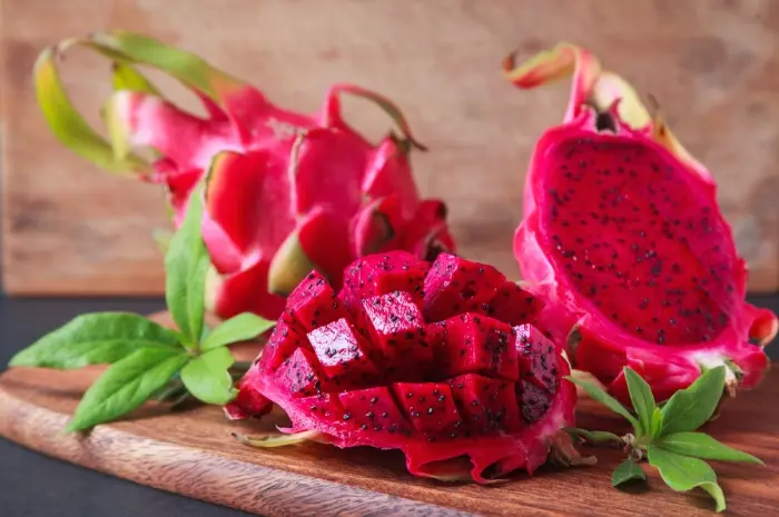 Manfaat Buah Naga Merah